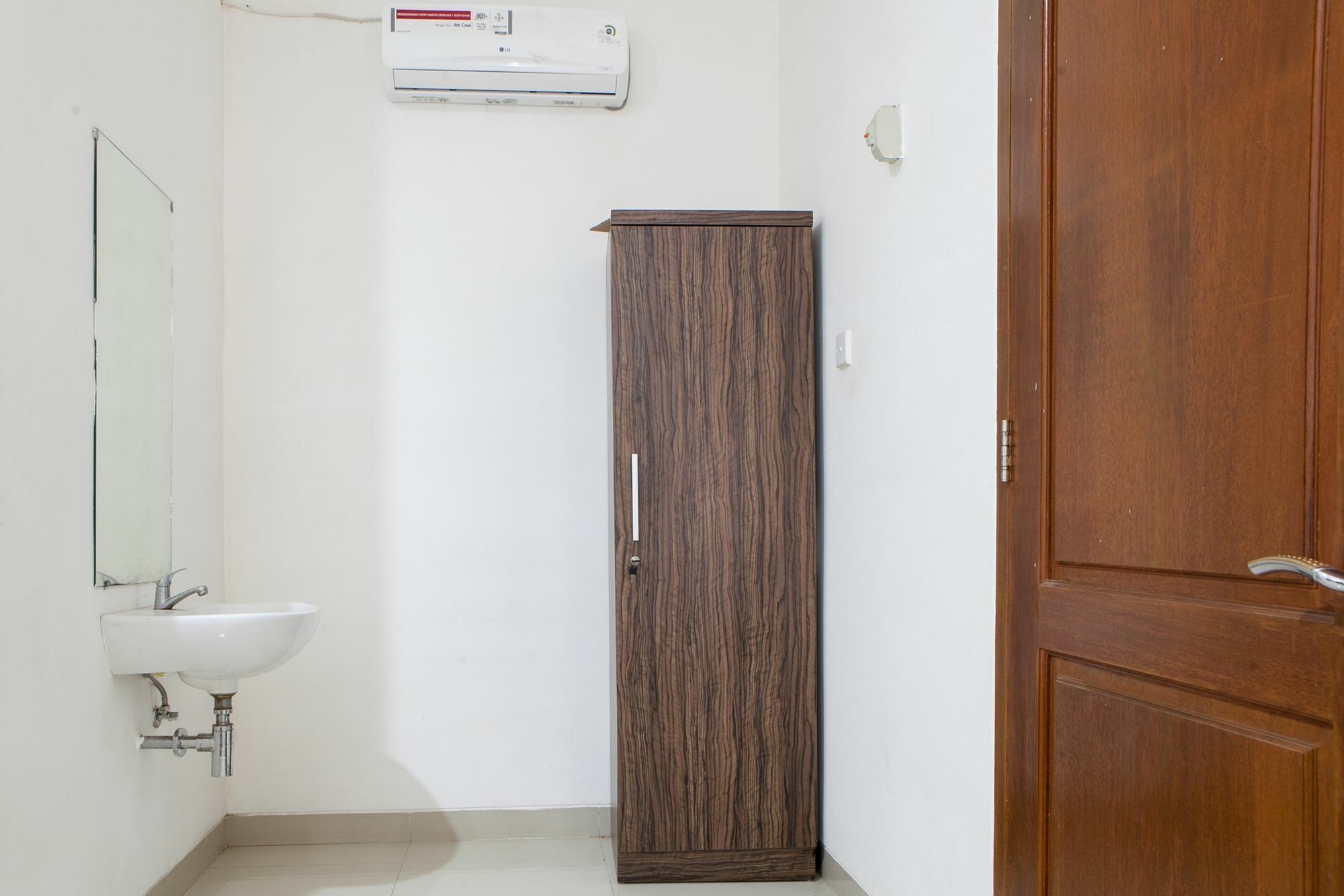 Reddoorz Near Tegalega Park Hotel Bandung Exterior foto